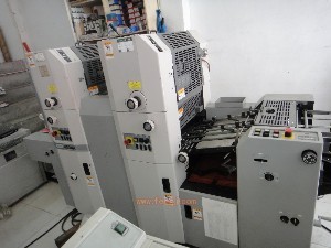 二手濱田八開雙色酒精機(jī)出售，溫州藍(lán)天印刷物資推薦
